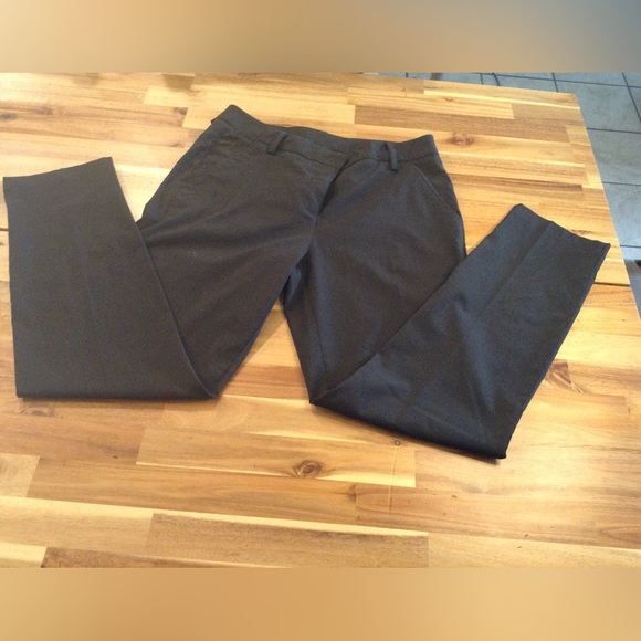 Puma Women’s Golf Pants| Size 10| Black with Small white Polka Dots - Picture 3 of 7